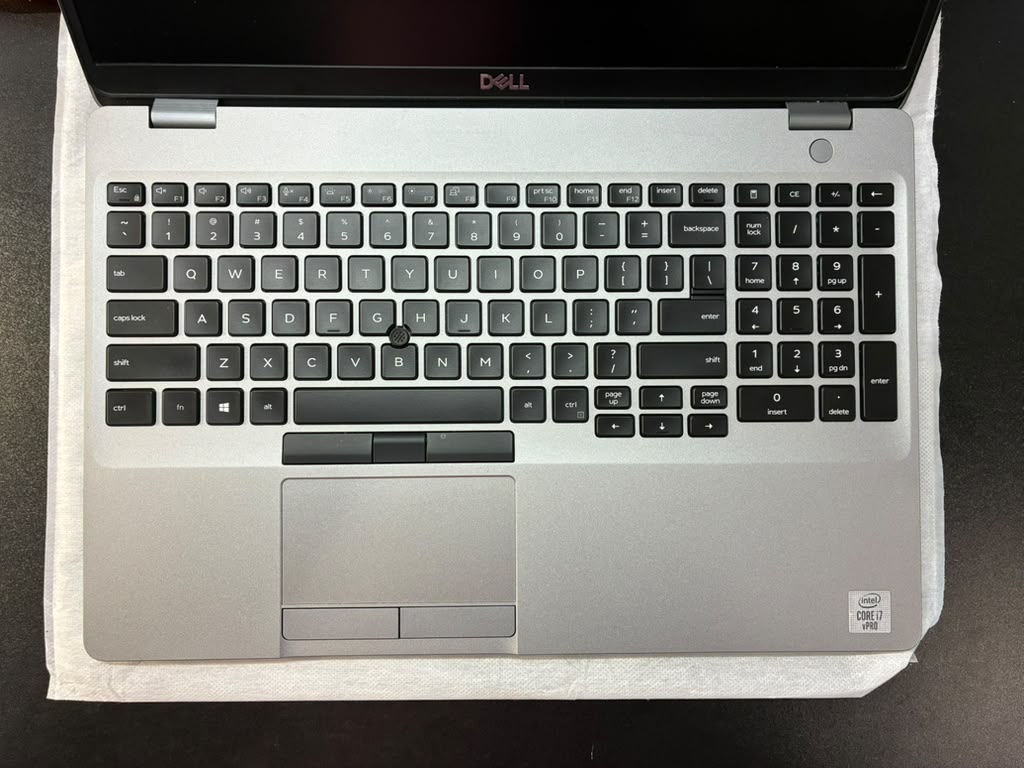Dell Latitude 5510 15.6" Non-Touch i7-10610U 16GB RAM 512GB SSD - Poor Battery