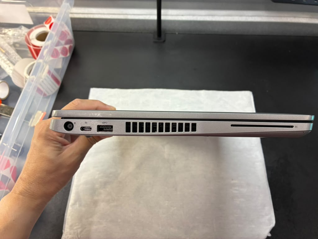Dell Latitude 5510 15.6" Non-Touch i7-10610U 16GB RAM 512GB SSD - Poor Battery
