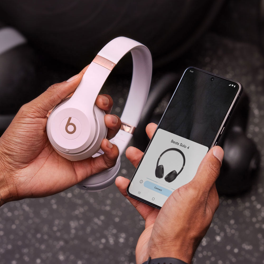 Beats Solo 4 Wireless On-Ear Headphones - Bluetooth Headset - Spatial Audio - Black Used